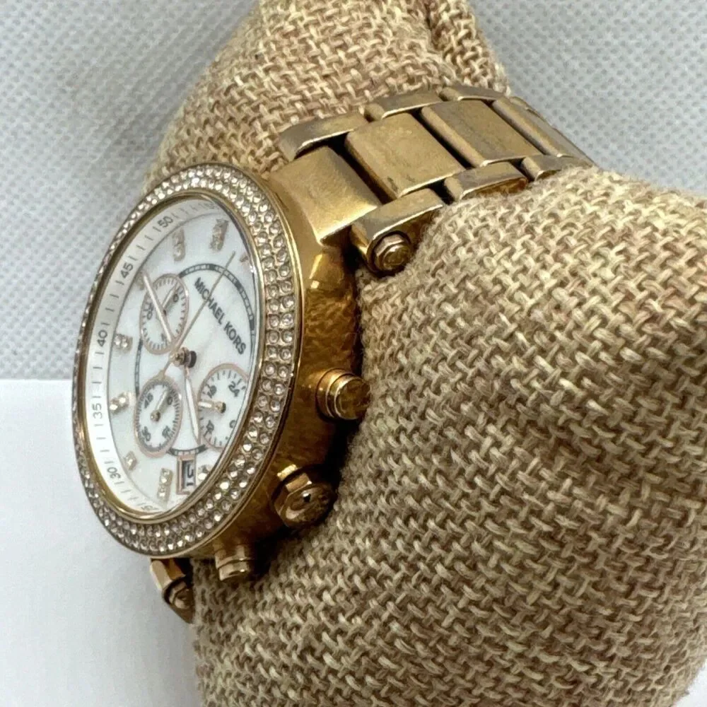 Michael Kors Parker MK5491 Women Rose Gold Analog Dial Quartz Wrist Watch JNA613